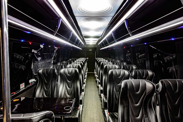 Coach-Bus
