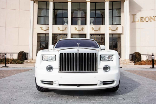Rolls-Royce-Phantom