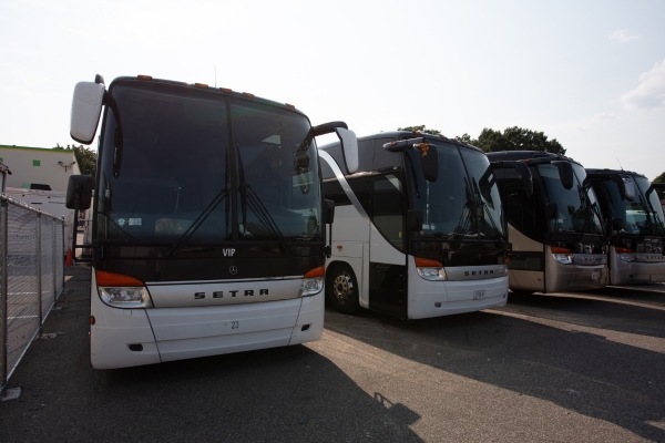 Coach-Bus