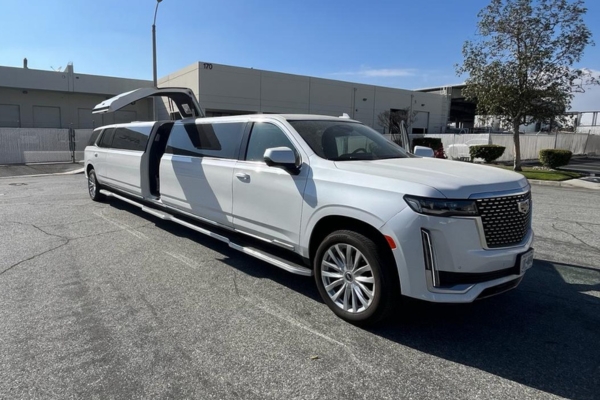 Cadillac-Escalade-Limo